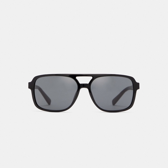 Coach Signature Pilot Sunglasses - Picture 2 of 5